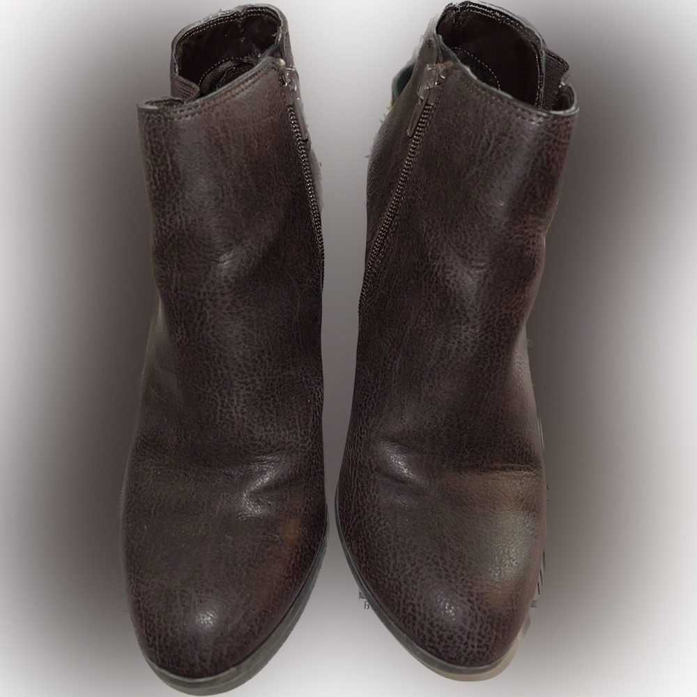 Super cute booties